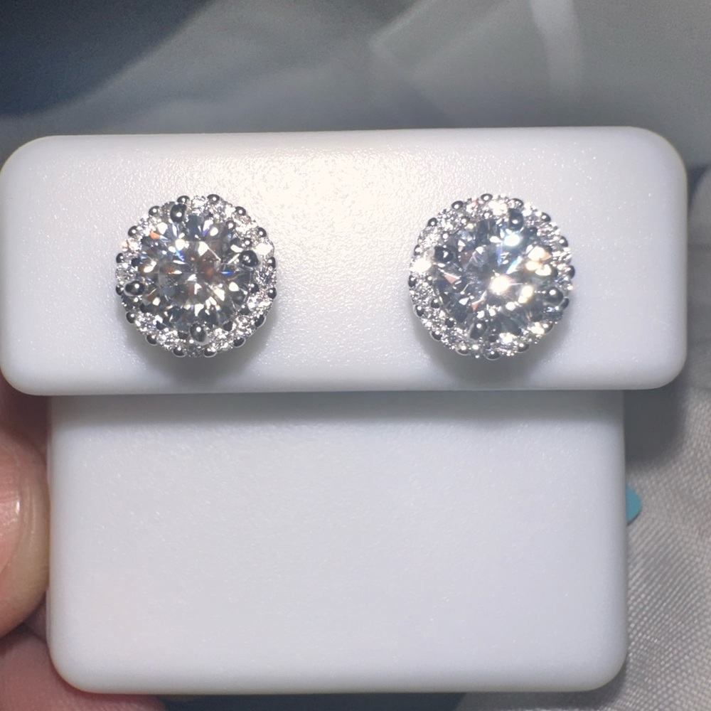 Elegant Silver Stud Earrings